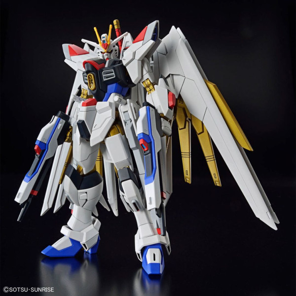 Bandai Model Kit | HG Gundam Mighty Strike Freedom 1/144